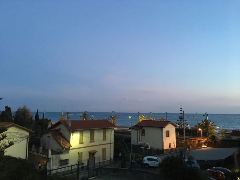 Appartamento Villa Rita A 100 M Dal Mare! ヴァッレクロージア エクステリア 写真