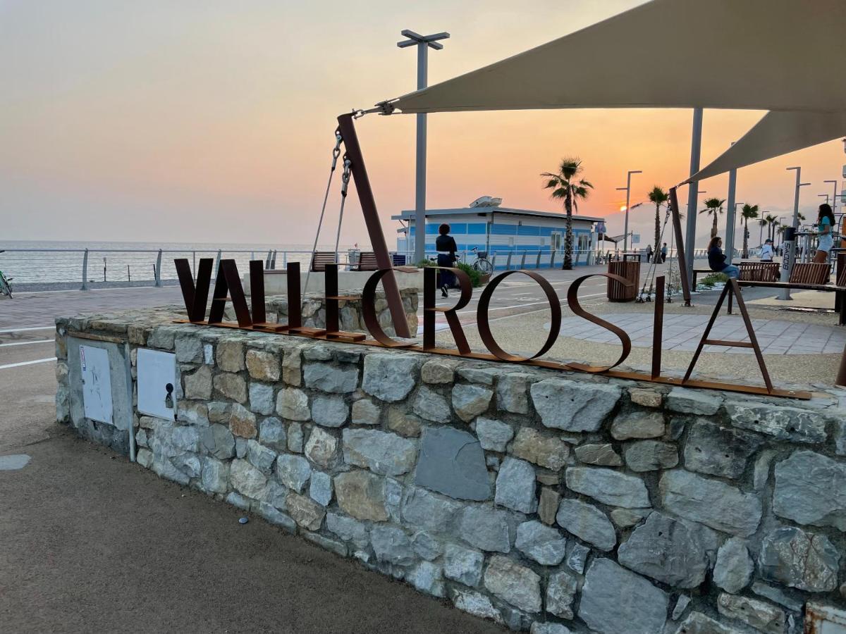 Appartamento Villa Rita A 100 M Dal Mare! ヴァッレクロージア エクステリア 写真